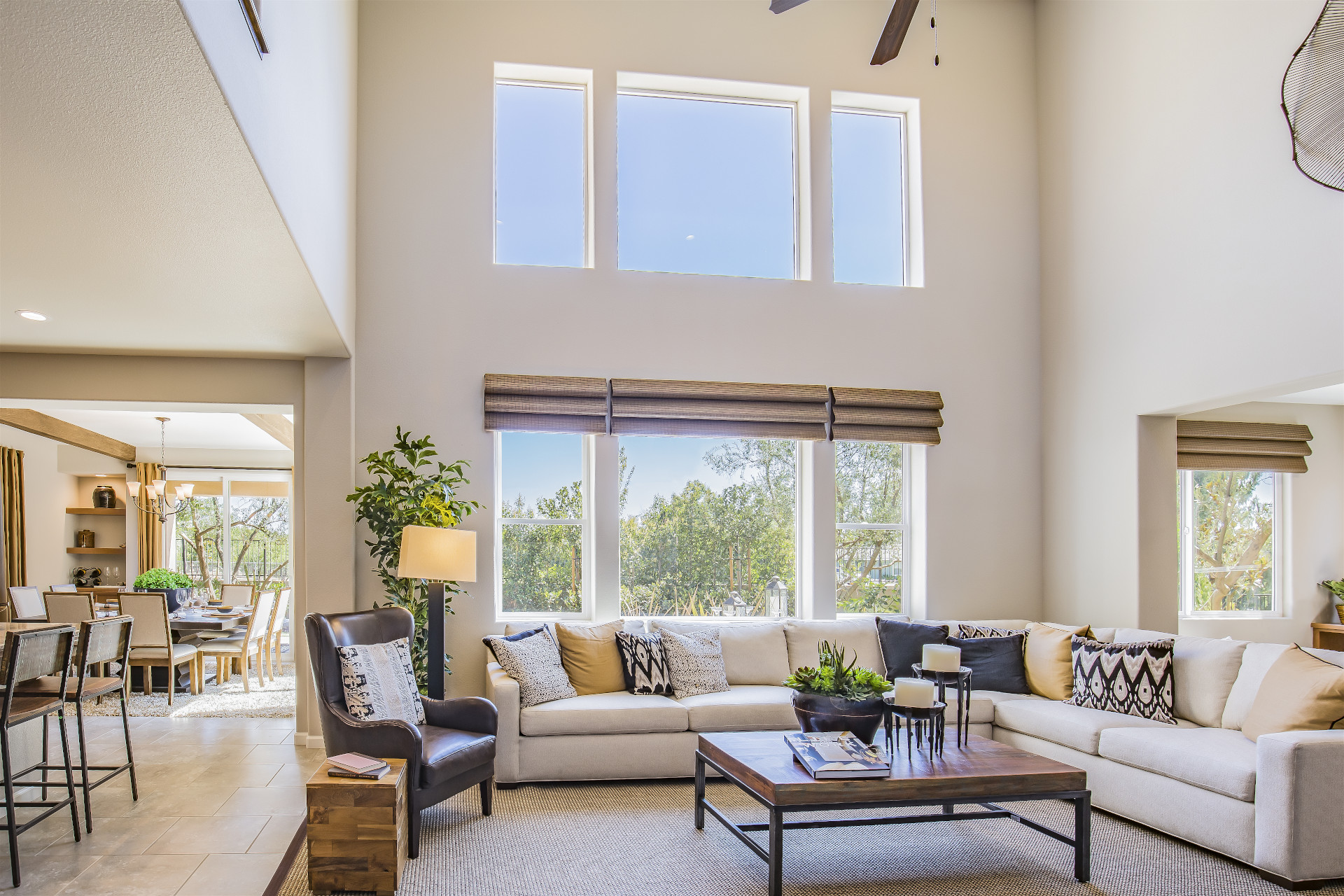 Arizona Window and Door in Scottsdale and Tucson showing large living room with windows